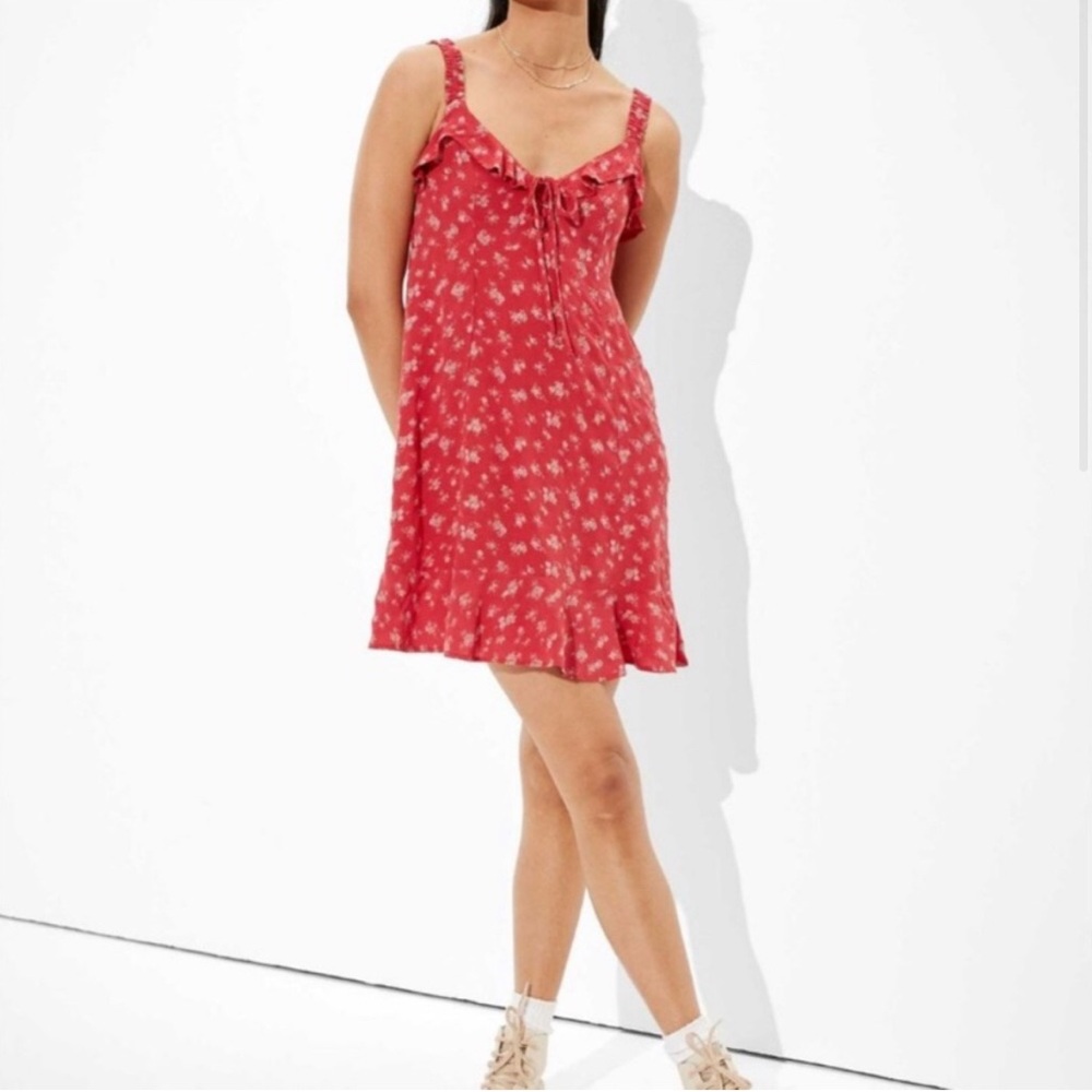 American Eagle Muted Red Floral Ruffle Mini Dress Size‎ Large